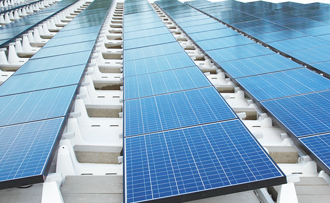  Solar array on rooftop 